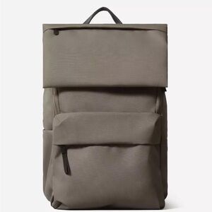 Everlane The ReNew Transit Backpack Warm Charcoal [NEW] [MSRP:$118]